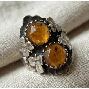 Vintage Sterling Silver Hammered Twin Amber Glass Shamrock Ring Size 7.5